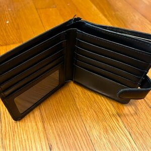 Vintage black Coach folded wallet - black soft leather